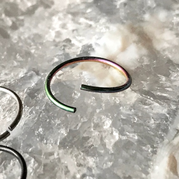 5 Seamless Nose Hoops Bendable Surgical Steel - Picture 7 of 8